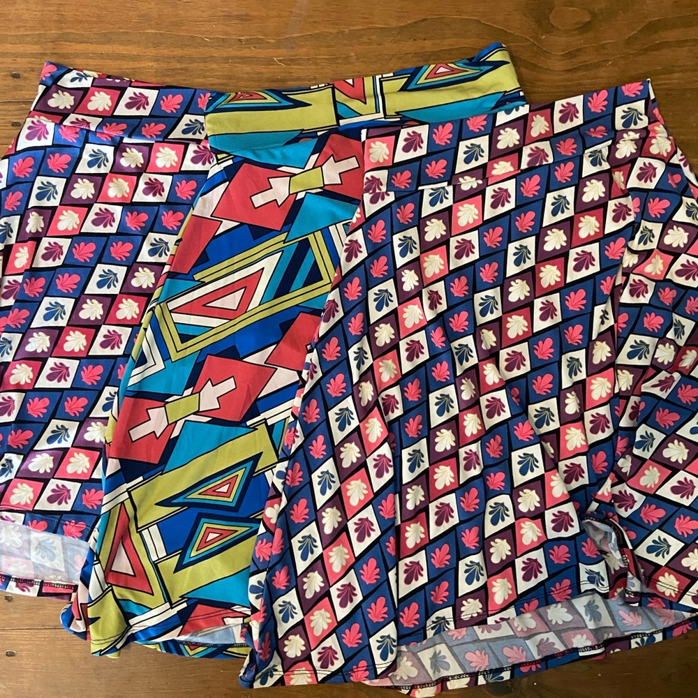 Lot of 3 Lula Roe skirts